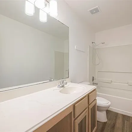 Image 3 - 7325 Rising Brook Drive, Harris County, TX 77433, USA - Apartment for rent
