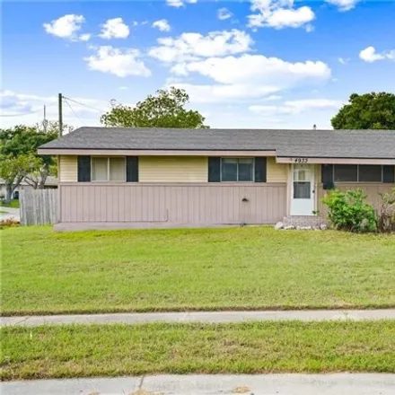 Buy this 3 bed house on 4724 Mount Vernon Drive in Corpus Christi, TX 78411