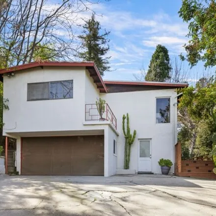 Buy this 3 bed house on 11564 Decente Court in Los Angeles, CA 91604