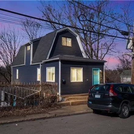 Buy this studio house on 865 Flemington Street in Pittsburgh, PA 15217