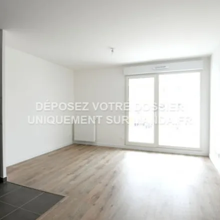 Rent this 2 bed apartment on 11 Avenue Guillemin in 92600 Asnières-sur-Seine, France