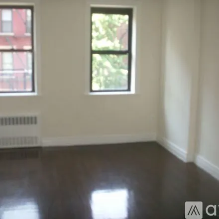 Rent this 2 bed apartment on 42 Bank St