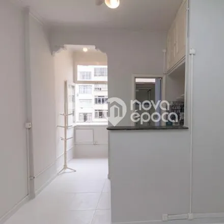 Buy this studio apartment on Rua Almirante Tamandaré 37 in Flamengo, Rio de Janeiro - RJ