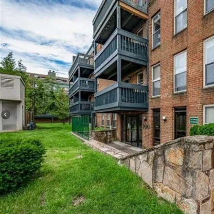 Buy this 2 bed condo on 100 Kane Street in West Hartford, CT 06119