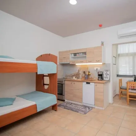 Rent this 1 bed apartment on Matala Tombs in Γόρτυνας - Λιμένα Ματάλων, Tybakio Municipal Unit