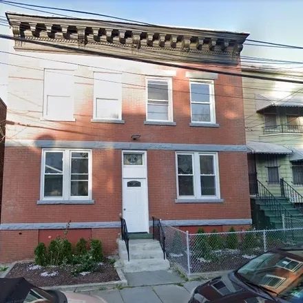 Image 1 - 16 Morton Place, West Bergen, Jersey City, NJ 07305, USA - Apartment for rent