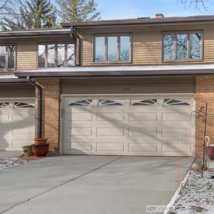 Image 1 - North Picadilly Circle, Mount Prospect, IL 60070, USA - Townhouse for sale