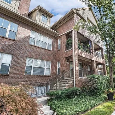 Rent this 2 bed condo on 1403 South Main Street in Royal Oak, MI 48067