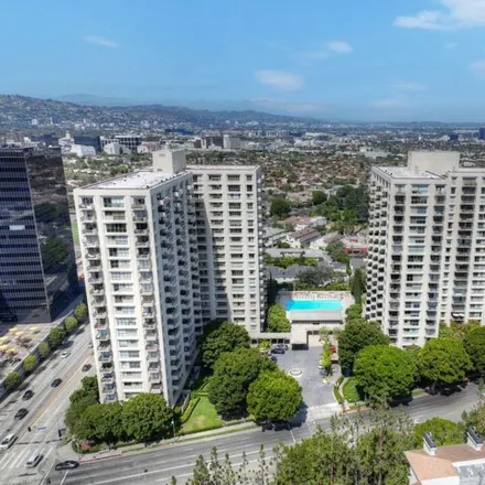Rent this 1 bed condo on 2172 Century Park East in Los Angeles, CA 90067