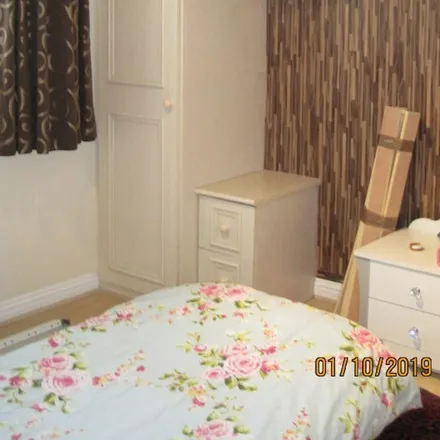 Rent this 5 bed apartment on Heybridge Road in Leicester, LE5 0AP