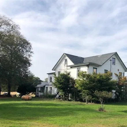 Buy this 9 bed house on 62 Belleview Avenue in Brookhaven, Center Moriches