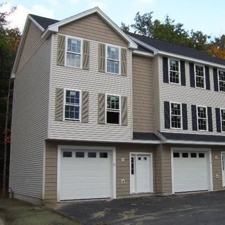 Rent this 2 bed house on 2 Bufton Farm Road in Clinton, MA 01510