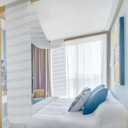 Rent this 3 bed apartment on Puerto Cancún Marina Town Center in Avenida Puerto Cancun Sur, 75500 Cancún