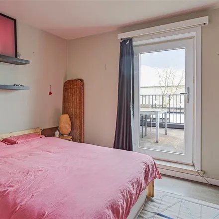 Rent this 2 bed apartment on Peter Benoitlaan 19 in 9800 Deinze, Belgium