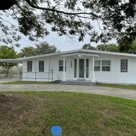 Buy this 3 bed house on 208 Southern Avenue in Fort Pierce, FL 34950