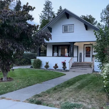 Buy this 3 bed house on 2763 East 16th Avenue in Spokane, WA 99223