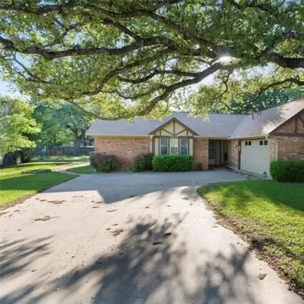 Buy this 3 bed house on 1632 Wood Rock Drive in Round Rock, TX 78681