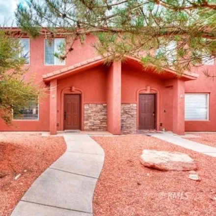 Image 3 - 298 West 300 North, Kanab, UT 84741, USA - Townhouse for sale