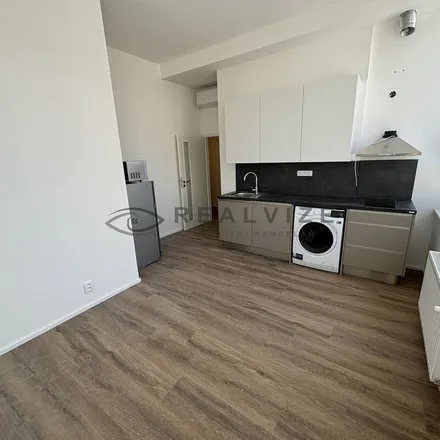 Image 5 - Млодожка, Žižkova tř., 372 15 České Budějovice, Czechia - Apartment for rent