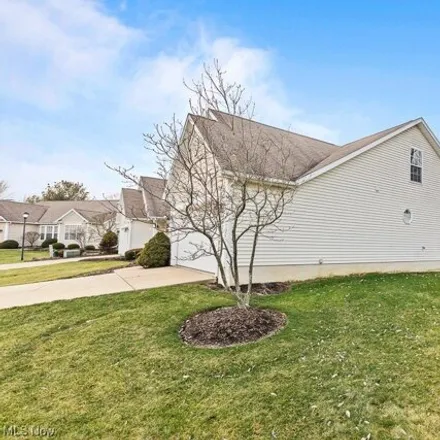 Image 3 - 2424 Marbury Circle, Alliance, OH 44601, USA - Condo for sale