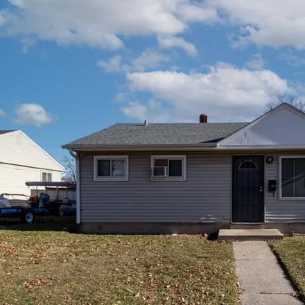 Buy this 2 bed house on 5718 North 61st Street in Milwaukee, WI 53218