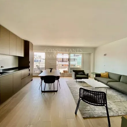 Rent this 3 bed apartment on 82 Avenue des Frères Lumière in 69008 Lyon 8e Arrondissement, France