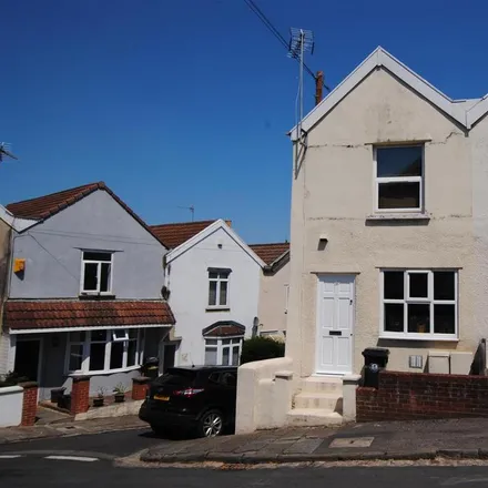 Rent this 1 bed townhouse on 48 Stanley Hill in Bristol, BS4 3BA