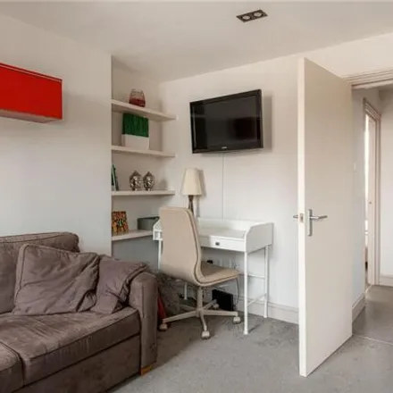 Image 6 - Gurney House, 27 Alexander Street, London, W2 5NU, United Kingdom - Room for rent
