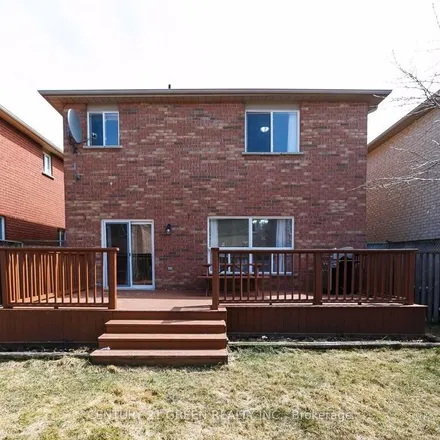 Rent this 3 bed apartment on 3237 Bruzan Crescent in Mississauga, ON L5N 7L0