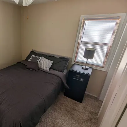 Rent this 1 bed house on Sioux Falls