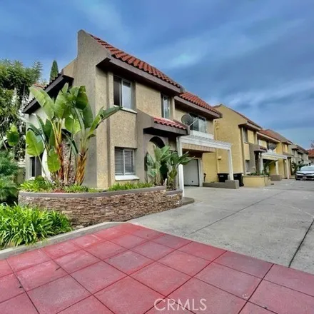 Rent this 3 bed townhouse on 2566 Orange Avenue in Santa Ana Heights, Costa Mesa
