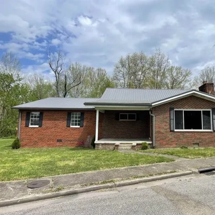 Buy this 3 bed house on 4848 Parkside Place in Huntington, WV 25704