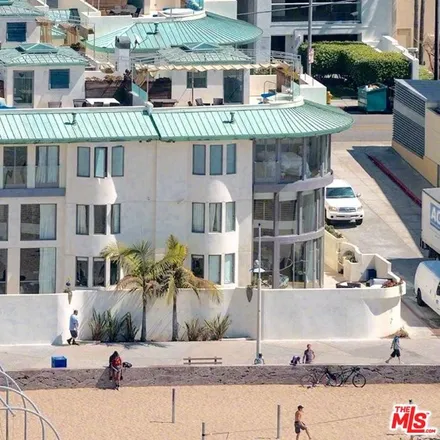 Image 2 - 11 Marine Terrace, Santa Monica, CA 90401, USA - Townhouse for rent