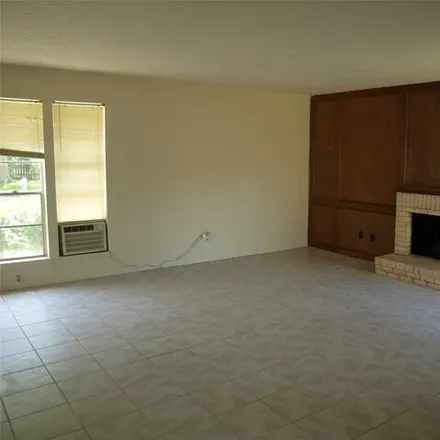 Image 4 - 10838 Sugar Hill Dr Apt A, Houston, Texas, 77042 - Condo for rent