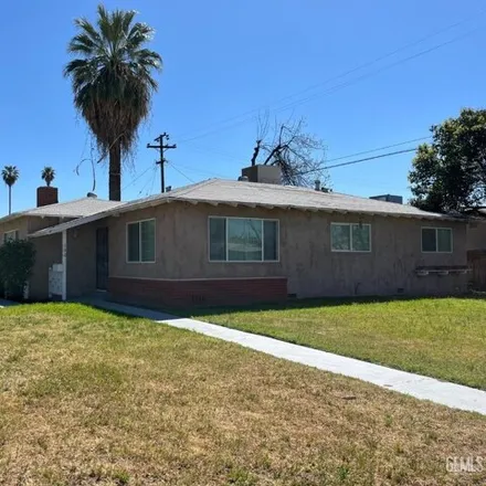 Buy this 3 bed house on 641 McCord Avenue in Kern County, CA 93308