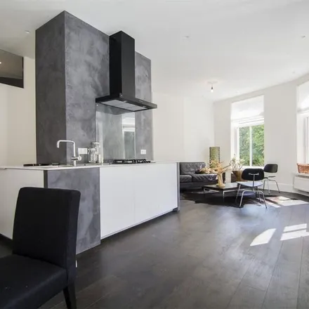 Rent this 2 bed apartment on Tweede Oosterparkstraat 231-1 in 1092 BL Amsterdam, Netherlands
