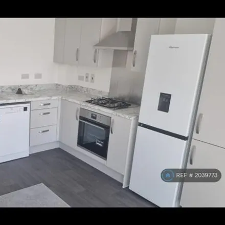 Image 5 - Sparrow Street, London, RM13 8LY, United Kingdom - Apartment for rent