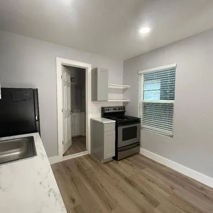 Image 3 - 9205 Georgian Drive, Austin, TX 78798, USA - Apartment for rent
