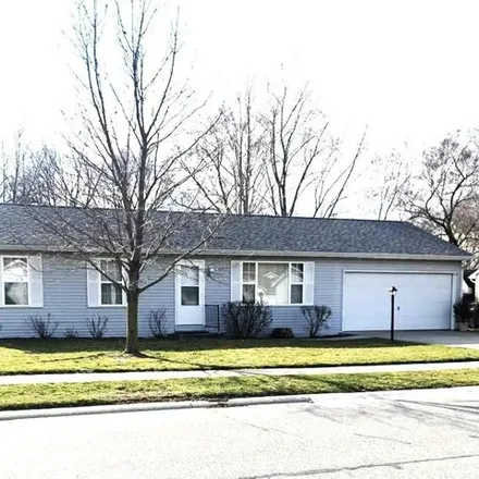 Buy this 3 bed house on 833 Colonial Manor Drive in Goshen, IN 46526