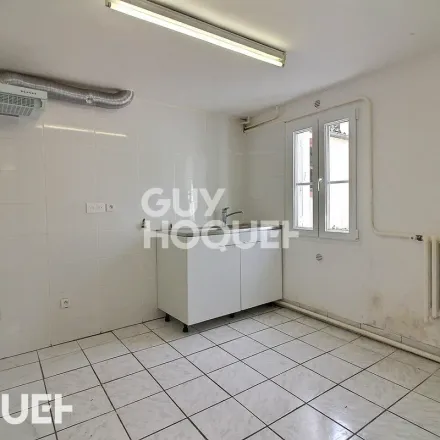 Image 4 - Villejuif, Val-de-Marne, France - Apartment for rent