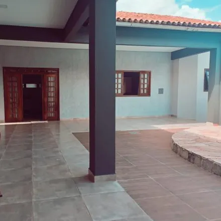 Buy this 4 bed house on Avenida da Misericórdia in Colônia Agrícola Samambaia, Vicente Pires - Federal District