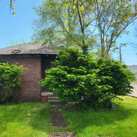 Buy this 3 bed house on Gary Fire Department Station #4 in 330 West 25th Avenue, Gary