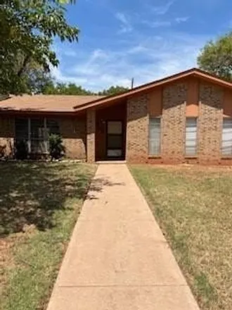 Rent this 3 bed house on 4708 Bob O Link Drive in Abilene, TX 79606