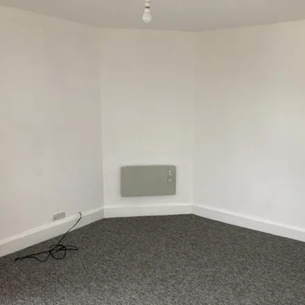 Image 3 - Wraxhill Road, Street, BA16 0HE, United Kingdom - Apartment for rent
