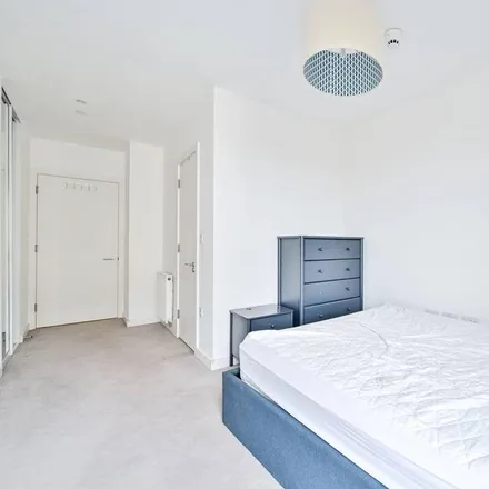 Image 3 - Regalia Point, 30 Palmers Road, London, E2 0FQ, United Kingdom - Apartment for rent