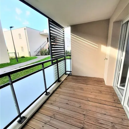 Rent this 2 bed apartment on 95 Route de Fronton in 31140 Aucamville, France