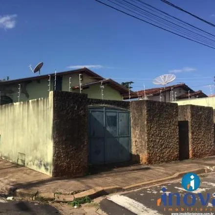 Image 2 - Rua Albertina Horbylon da Cunha, Santa Marta, Uberaba - MG, 38050-400, Brazil - House for sale