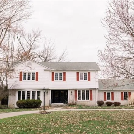Buy this 5 bed house on 6525 Gates Mills Boulevard in Mayfield Heights, OH 44124