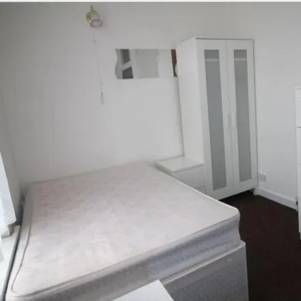 Image 4 - The Treatment Rooms, 111 Warwick Street, Royal Leamington Spa, CV32 4QZ, United Kingdom - Apartment for rent