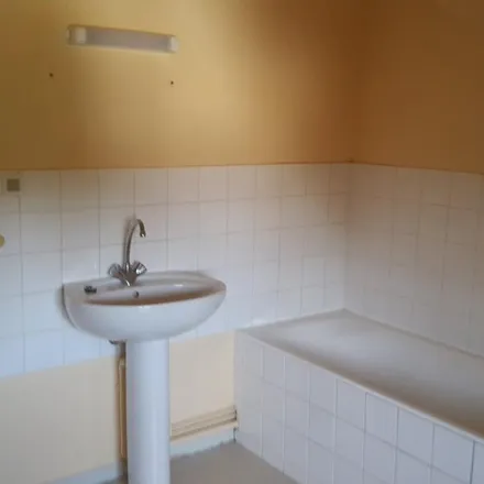 Rent this 3 bed apartment on 29 Place du Géneral de Gaulle in 70160 Faverney, France
